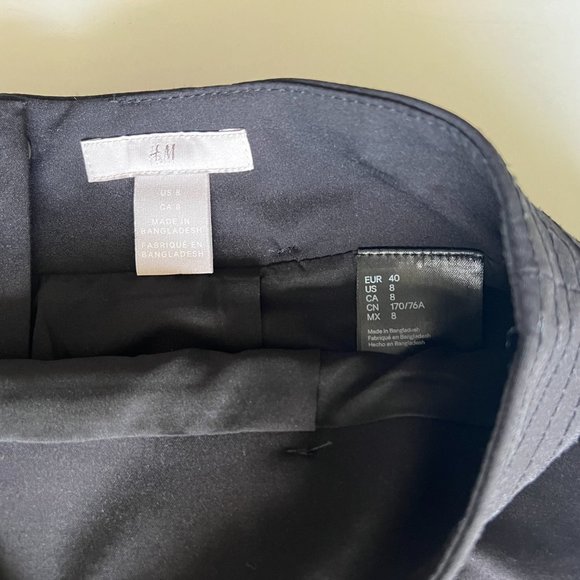 Women's Pencil Skirt - Picture 2 of 3